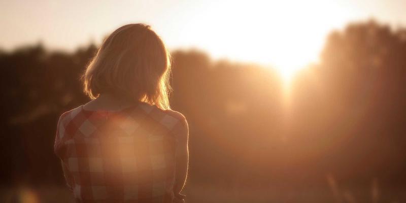 建筑工程项目风险管理全解析：从施工服务到装饰装修的识别、评估与应对策略